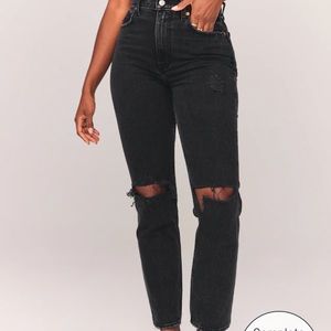 Abercrombie Curve Love Ultra High Rise 90s Straight Black Distressed Jean